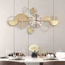 Modern Gold Metal Wall Clock – Silent Battery Operated Minimalist Decorative Clock for Living Room & Bedroom